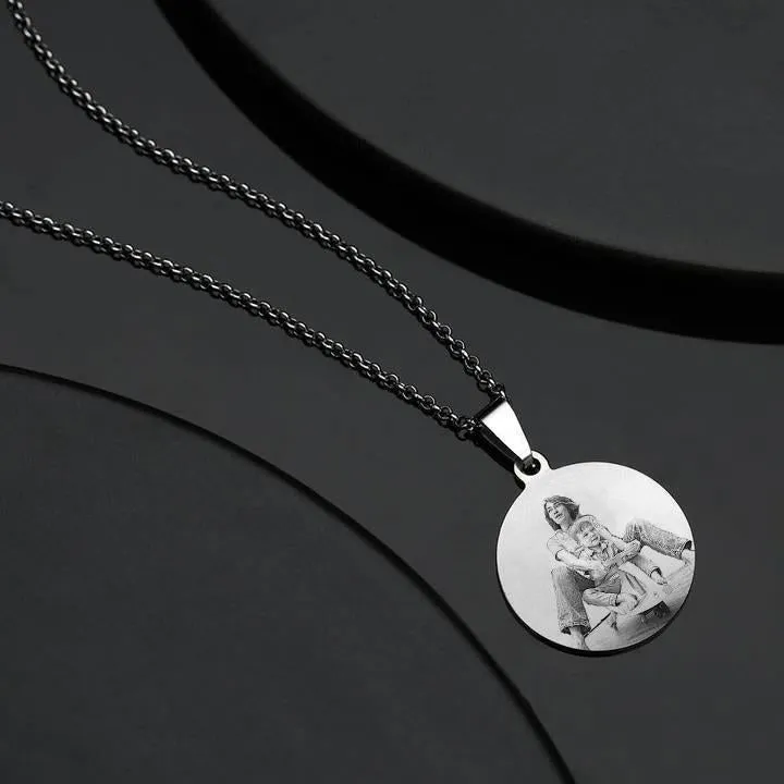 Women's Round Photo Necklace Stainless Steel